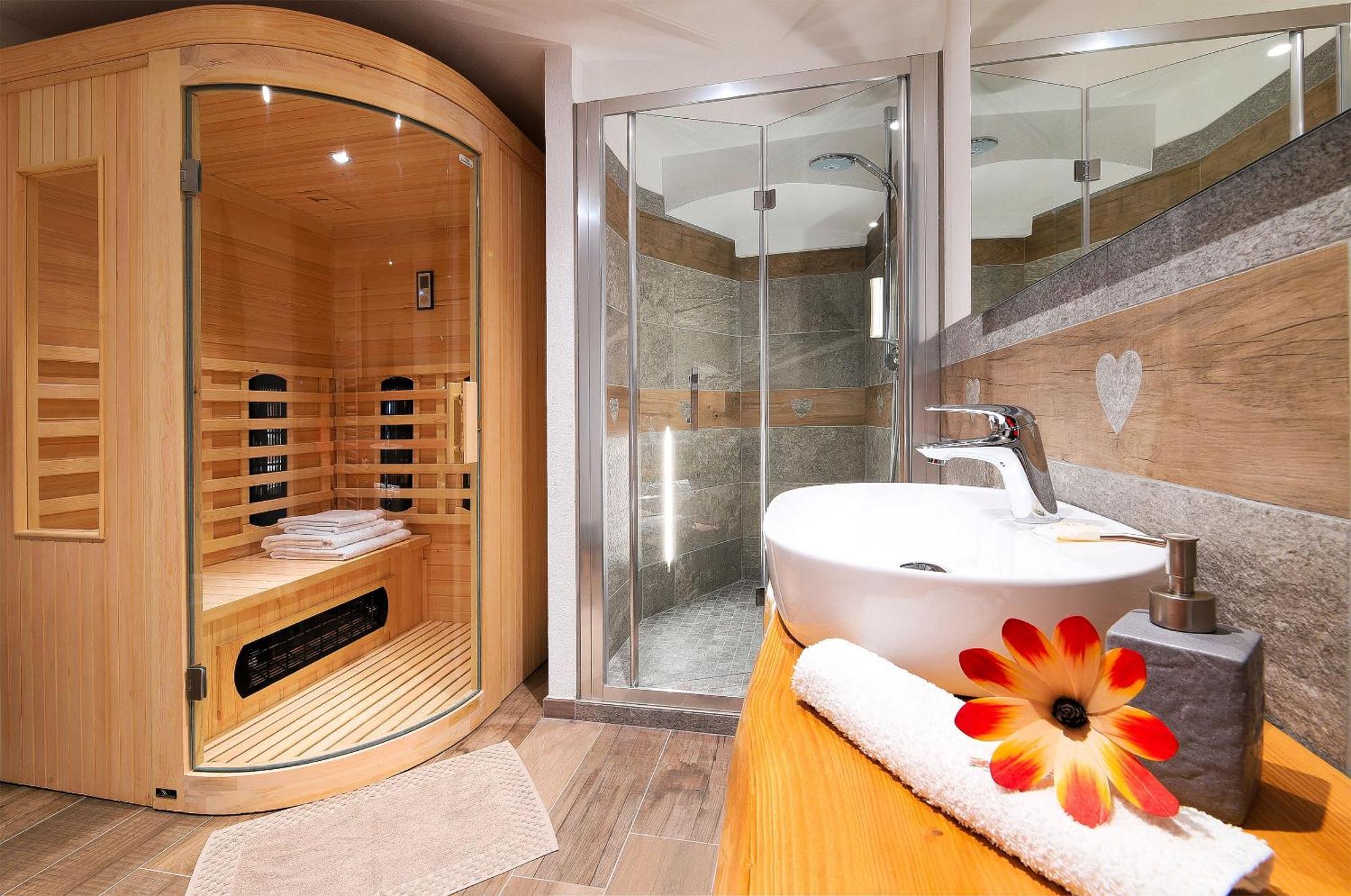 Fenat Aparthotel Introd Exterior photo